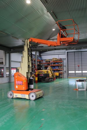 BRAZO UNIPERSONAL 12 mts ELÉCTRICO 